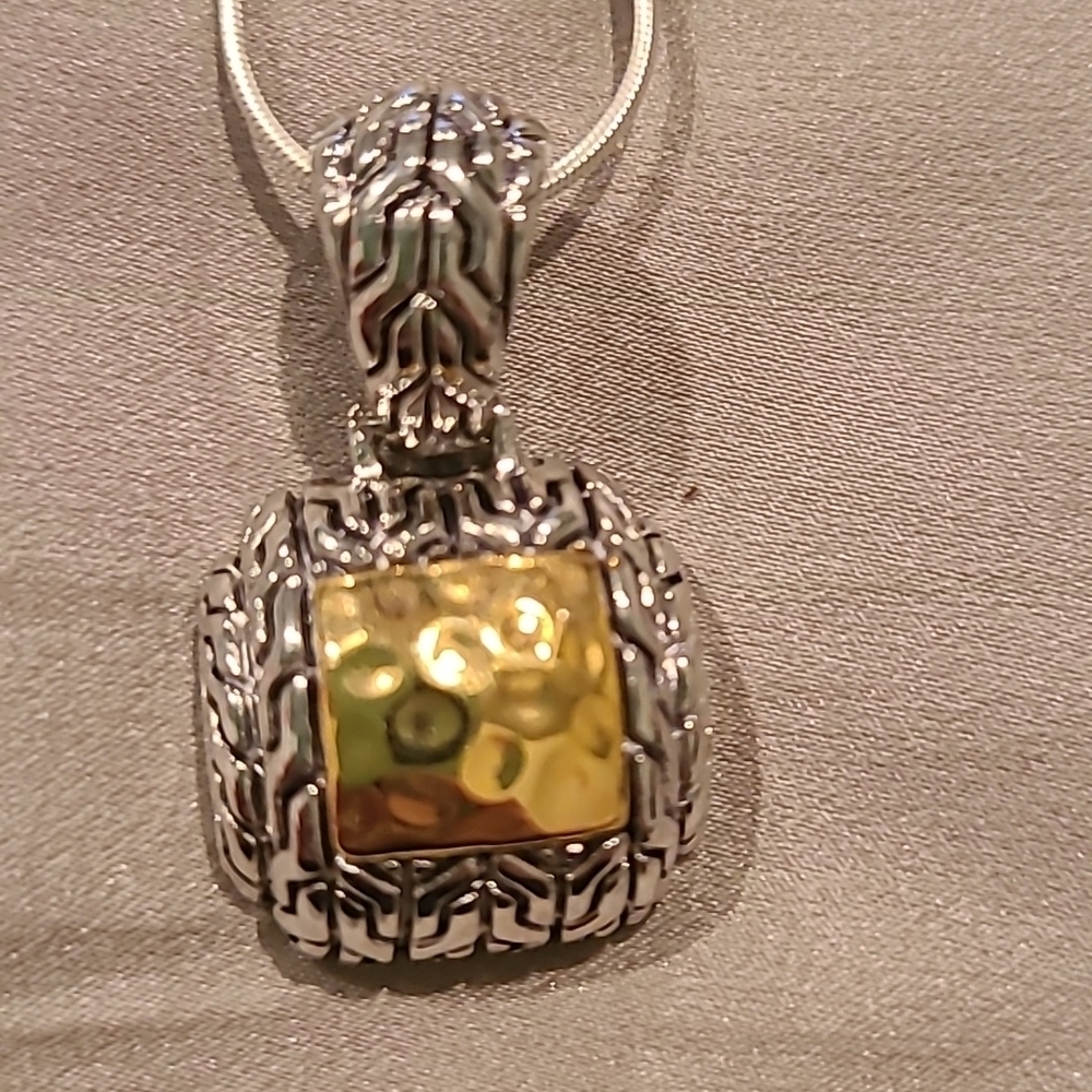 Sterling silver and gold vermeil puffy square necklace - Picture 4 of 7